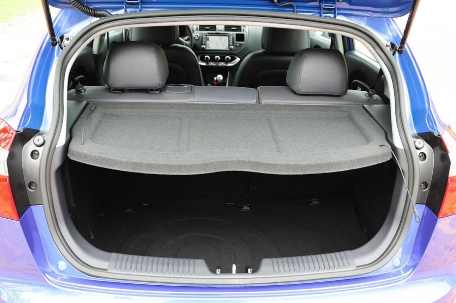  Kia Rio 5-Door 2012 года  (фото 8 из 39)